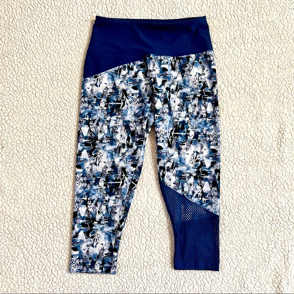 Women’s Marika workout capris size small - Picture 1 of 3